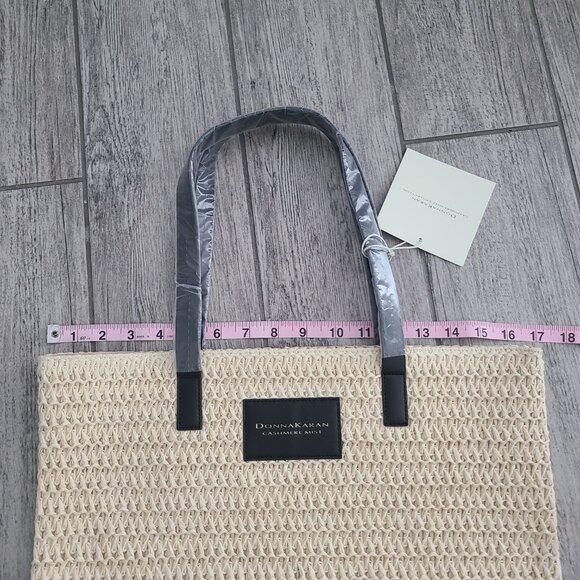 Donna Karan Cashmere Mist Collection Straw Tote Bag New with Tags - Picture 6 of 10
